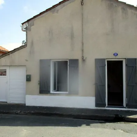 L'escale Holiday home