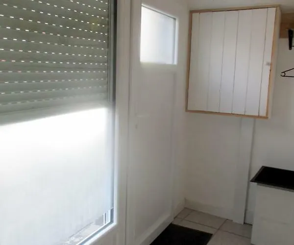 L'escale Дом отдыха Кастийон-ла-Батай